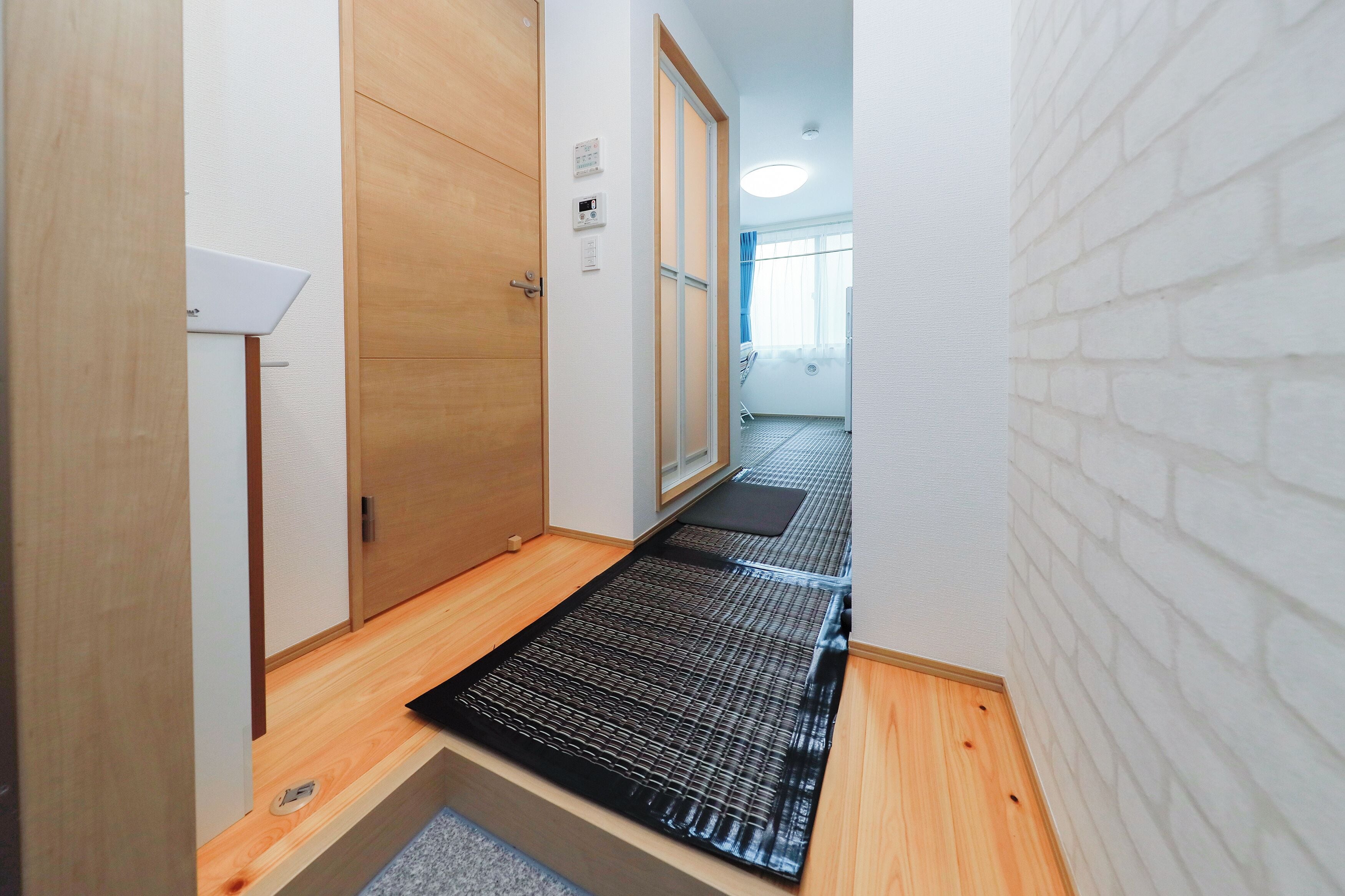 Apartment | Blackout drapes, iron/ironing board, free WiFi