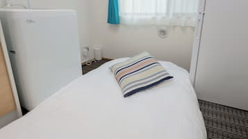 Apartment | Blackout drapes, iron/ironing board, free WiFi