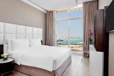 Staybridge Suites Doha Lusail