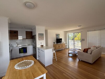 Beachfront living, stroll to shops and restaurants