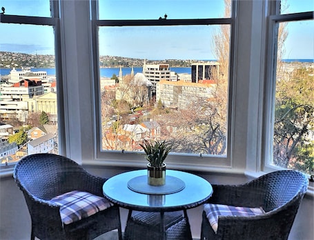 Comfort Studio, Harbour View. Workstay at 123