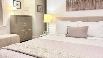 2 bedrooms, desk, iron/ironing board, free WiFi