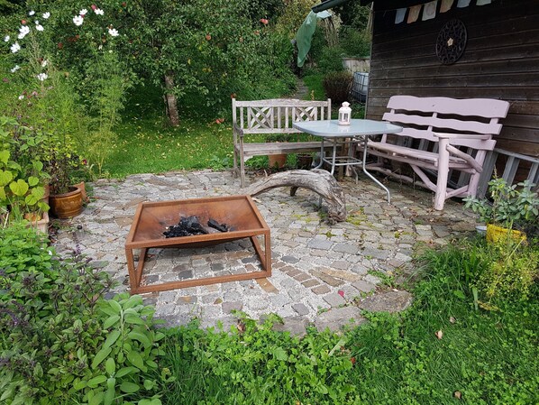Ulkoruokailutilat