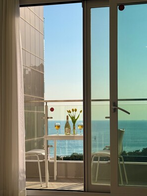 Standard Family Twin Room | Terrasse/Patio