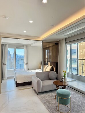 Corner Family Suite | Phòng cách âm, truy cập Internet không dây miễn phí, bộ trải giường 