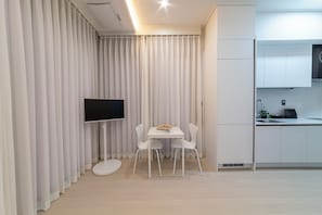 Deluxe Twin Room | Free WiFi