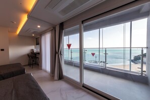 Executive Suite, Balcony, Ocean View | Free WiFi