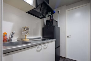 コンフォート ルーム バルコニー シティビュー | 専用キッチン
