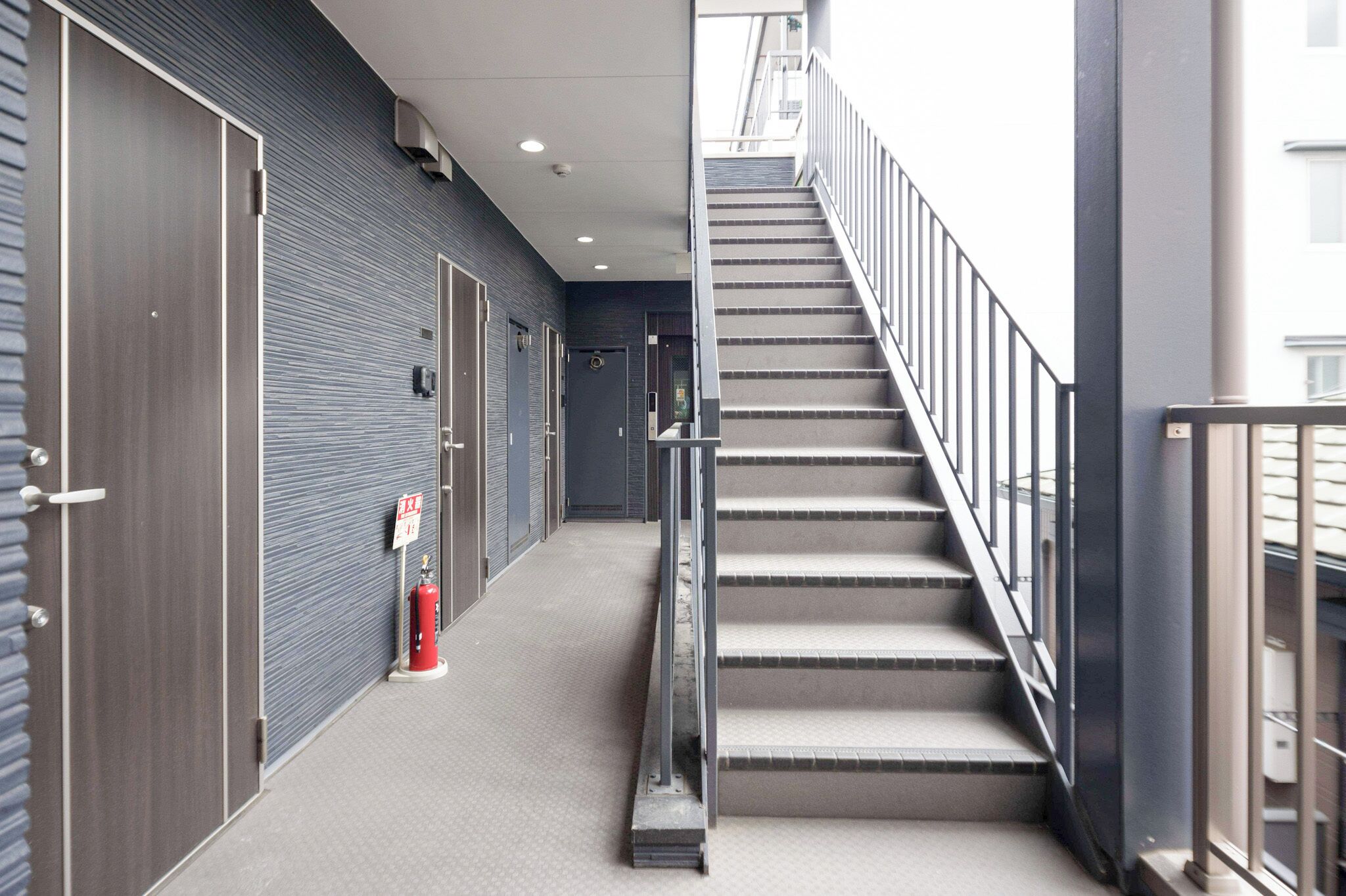 舒适客房, 阳台, 城市景观 | 加厚床垫、免费 WiFi、床单、轮椅无障碍