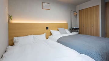 Comfort kamer, balkon, uitzicht op de stad | Gratis wifi, rolstoeltoegang