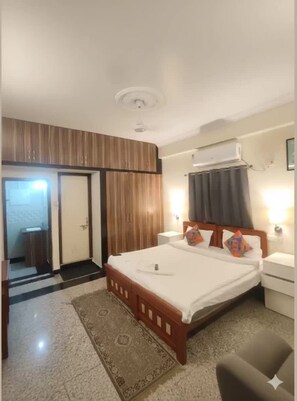 Työpöytä, ilmainen Wi-Fi