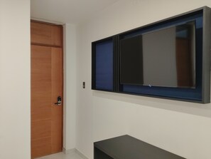 Superior-Zimmer, 1 Queen-Bett | Fernseher