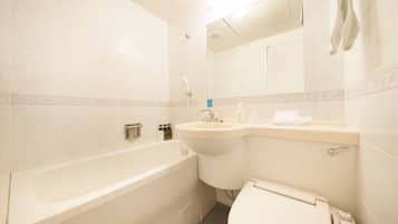 Combined shower/tub, hair dryer, slippers, towels