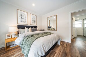 2 間睡房、書桌、Wi-Fi、床單