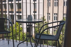 Outdoor dining - Nowy Port Studio – Steps from Mill Island (Bydgoszcz)