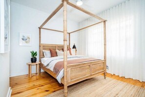 1 habitación, tabla de planchar con plancha, wifi y ropa de cama 