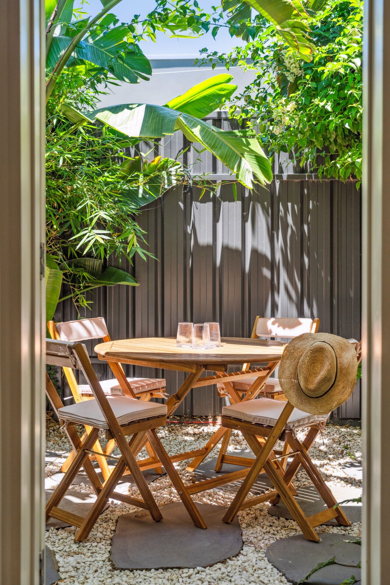 تناول الطعام بالخارج