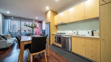 Fridge, coffee/tea maker, cookware/dishes/utensils