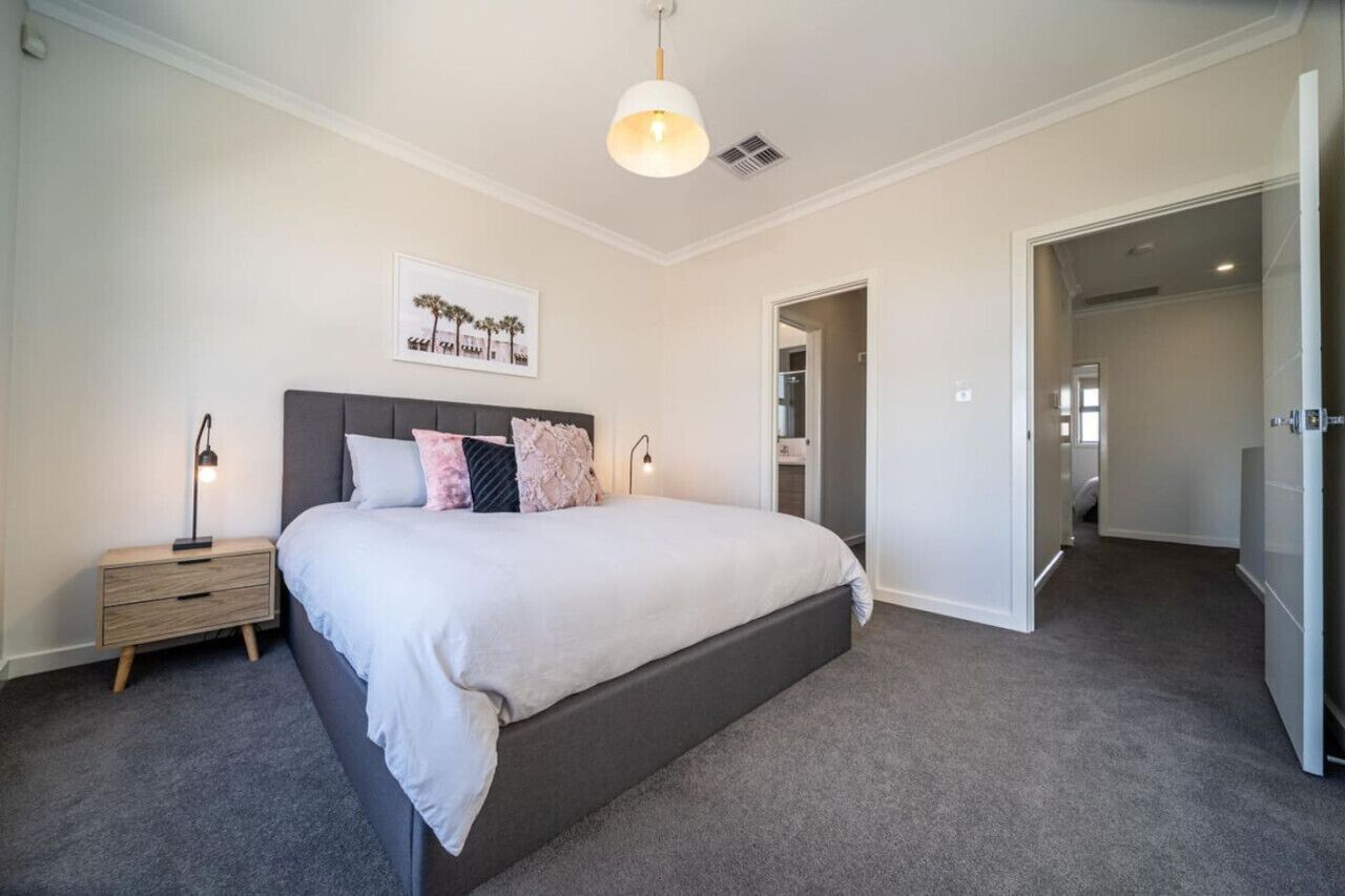 3 bedrooms, iron/ironing board, WiFi