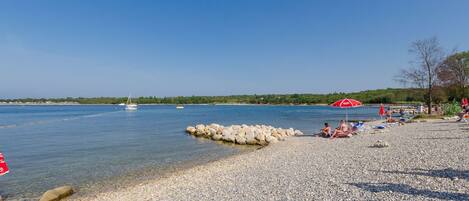 Apartment (Two Bedroom Apartment with Terrace) | Beach