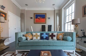 House, 2 Bedrooms | Living room | Books