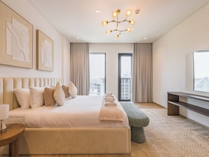 Luxury Apartment, Balcony, City View