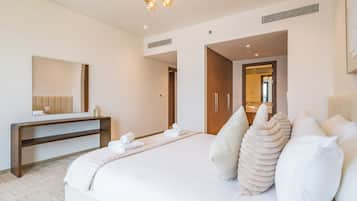 Apartamento superluxo, sacada, vista para a cidade | Wi-Fi de cortesia