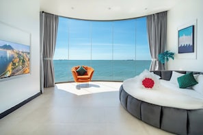 Villa luxueuse, 4 chambres, vue sur l’océan, en face de la plage | Draps en coton égyptien, literie de qualité, couette en duvet