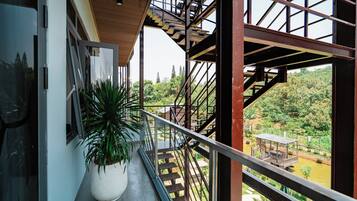 Family House, Balcony, Mountain View | Garden view