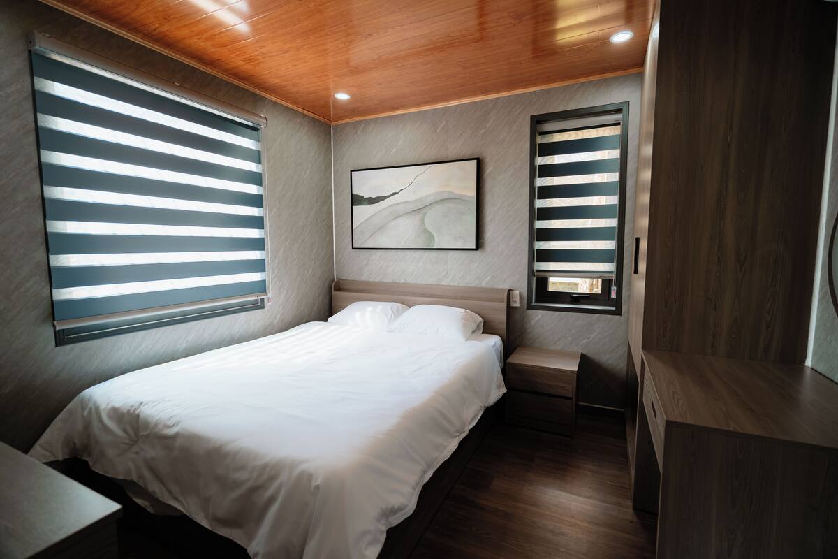 Bungalow Deluxe, ban công, quang cảnh vườn | Bộ đồ giường kháng dị ứng, nệm cao su hoạt tính (memory foam), minibar 