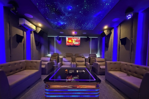 Karaoke room