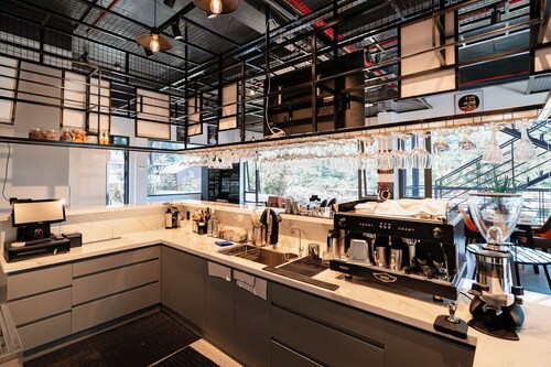 Hoang Thien Homestay & Sport