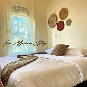 Deluxe Room, Hill View