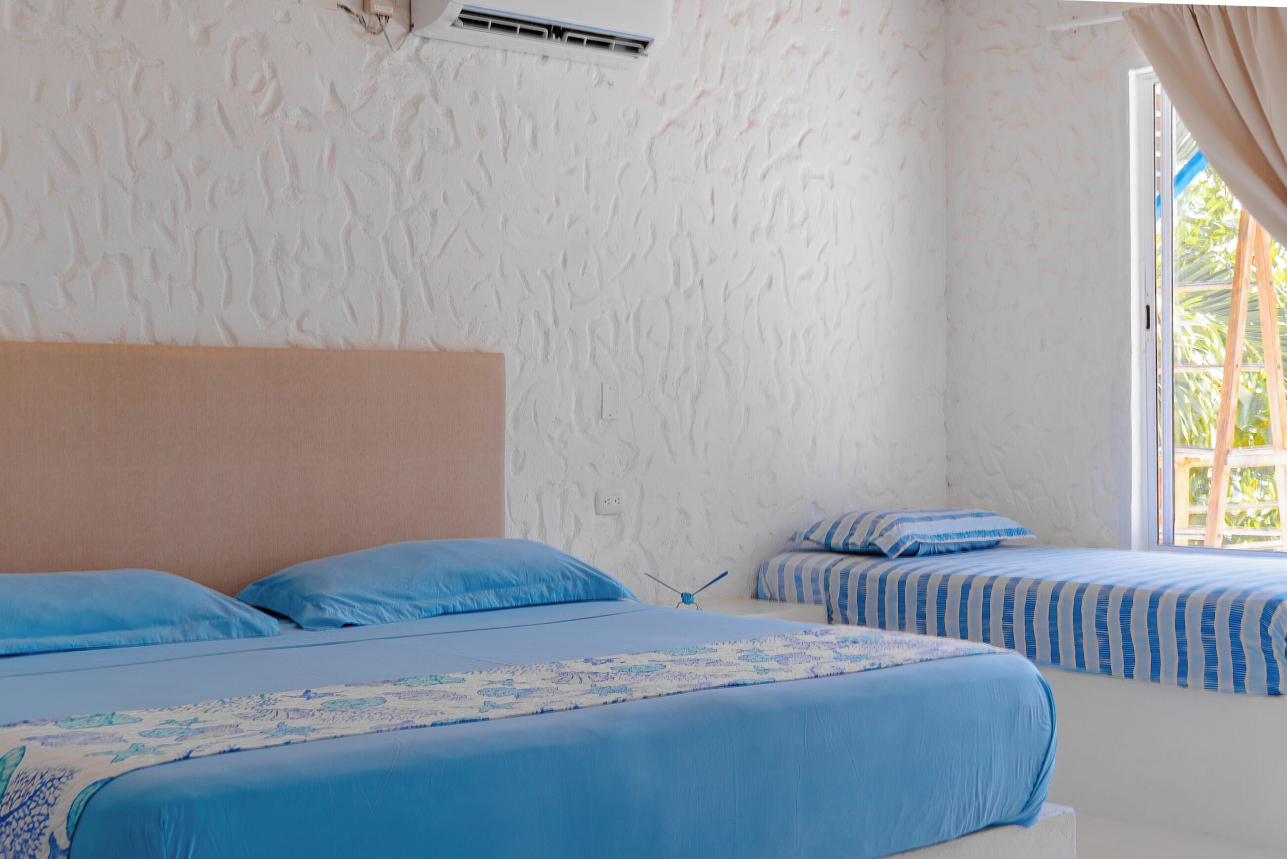 5 室のベッドルーム、WiFi、ベッドシーツ