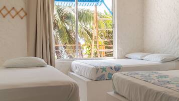 5 bedrooms, WiFi, bed sheets