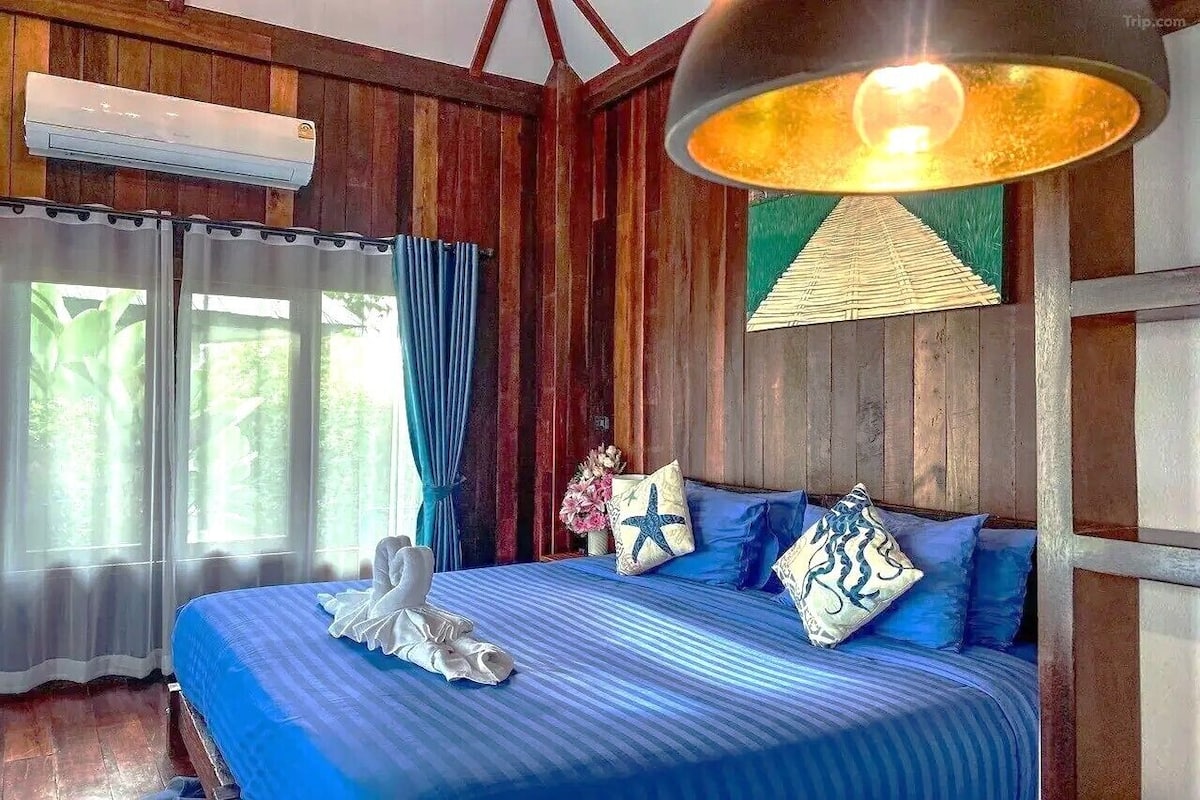 Habitació doble Deluxe, balcó, vistes a la piscina | Wifi gratuïta
