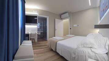 Doppia Superior, non fumatori | Una scrivania, postazione laptop, Wi-Fi gratuito