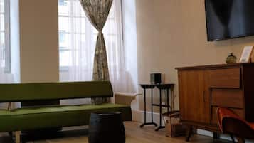 Appartement Supérieur, 2 chambres, cuisine, vue cour intérieure | Chambres insonorisées, fer et planche à repasser, Wi-Fi gratuit