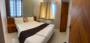 Apartamento Deluxe, 1 habitación | Escritorio y wifi gratis