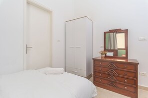 Ferienhaus, 3 Schlafzimmer, eigener Pool, Bergblick | Bügeleisen/Bügelbrett, kostenloses WLAN