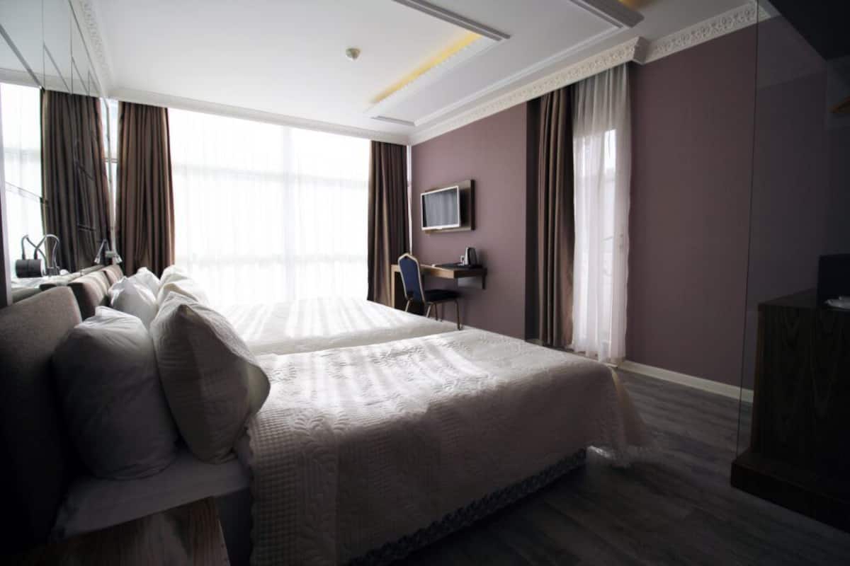 In-room safe, desk, soundproofing, iron/ironing board