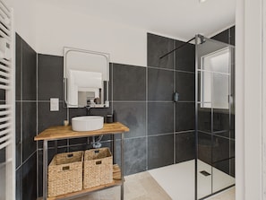 Dusche, Haartrockner
