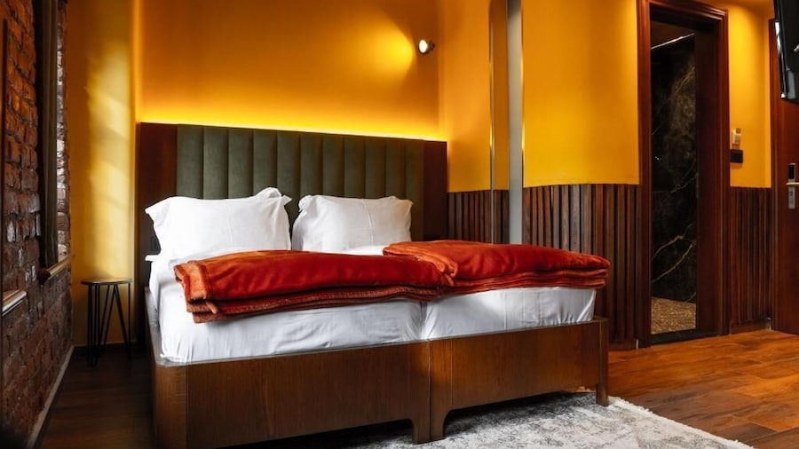 Thea Hotel