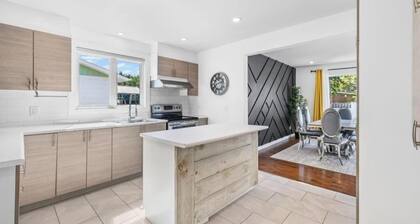 Luxury bungalow in ChĂąteauguay