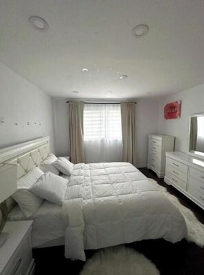 2 habitaciones, tabla de planchar con plancha y wifi 