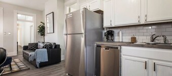 4BR/2BA Spacious Louisville Getaway by CozySuites