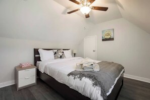 Iron/ironing board, WiFi, bed sheets