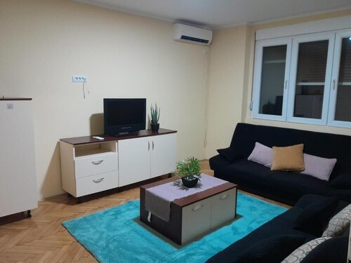 Cozzy and Centrally Located Apartment Vracar