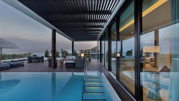 Presidential Suite | Brankas, meja kerja, setrika/meja setrika, dan Wi-Fi gratis