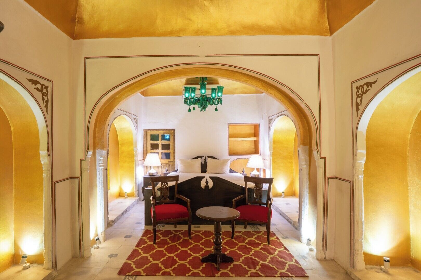 Turmeric Room | Soundproofing, free WiFi